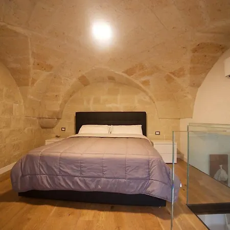 Suite Del Teatro Romano Lecce Exterior photo