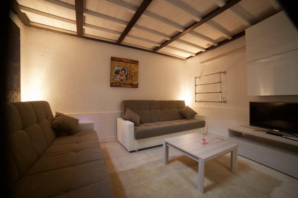 Del Teatro Apartment Lecce