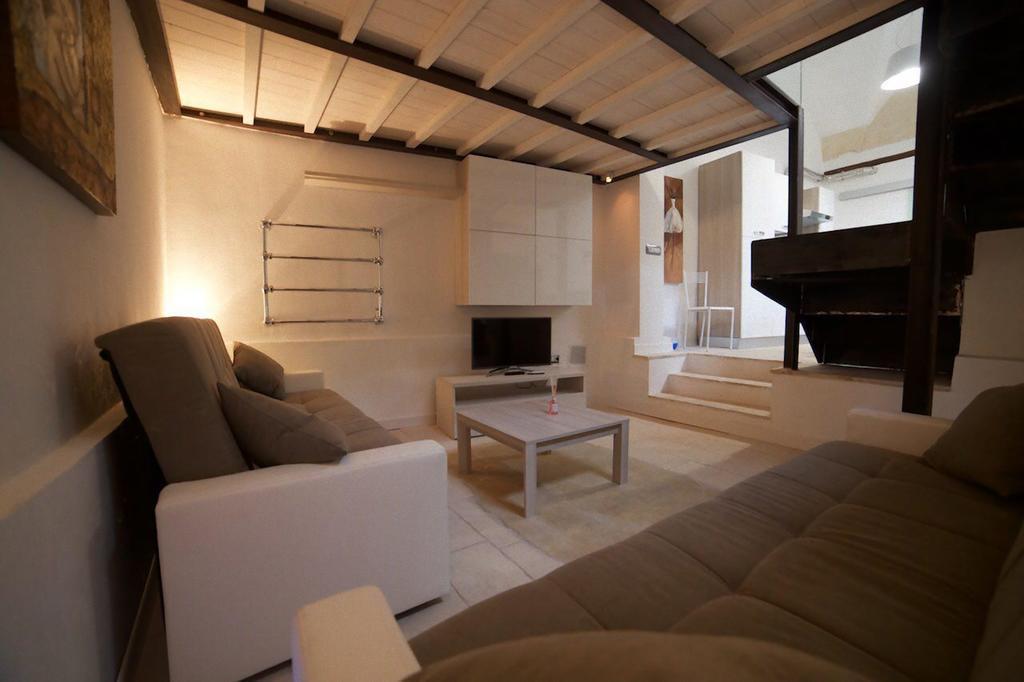 Del Teatro Apartment